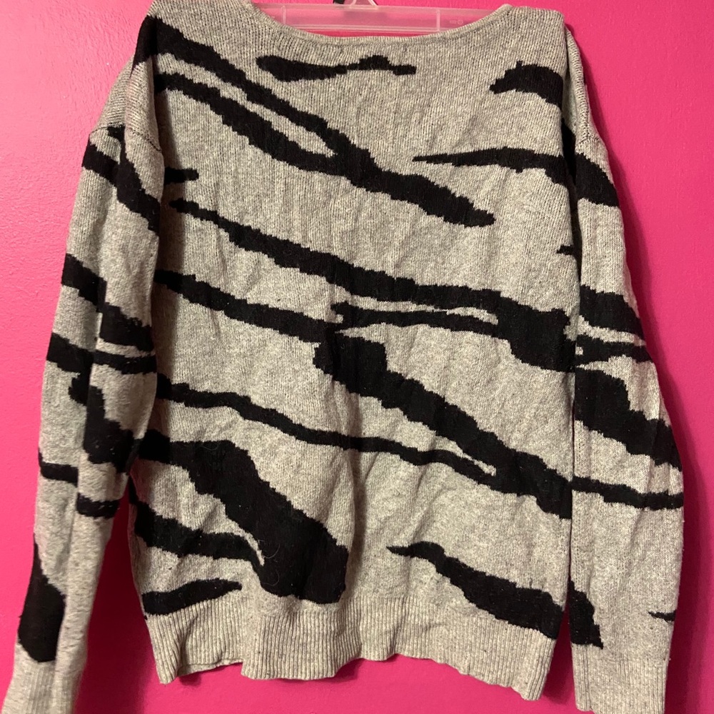 H&M sweater